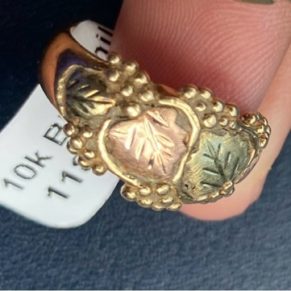 10k Black Hills Gold Women’s Ring 
( Listing for 1 - 10k ring )